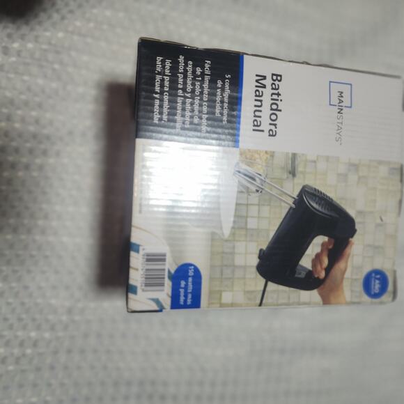 MAINSTAYS NWT BLACK 5 SPEED CORDED HAND MIXER - Picture 4 of 7